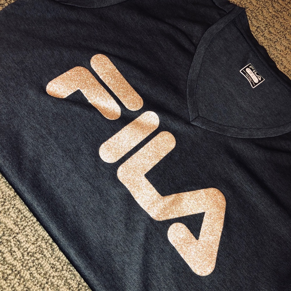 Women’s Drifit Fila V neck